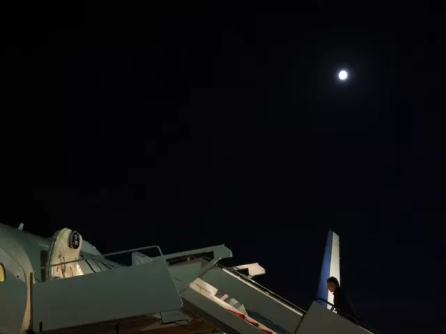 us secretary of state antony blinken boards his plane at joint base andrews to depart to the middle east from maryland u s august 17 2024 photo reuters us secretary of state antony blinken boards his plane at joint base andrews to depart to the middle east from maryland u s august 17 2024 photo reuters